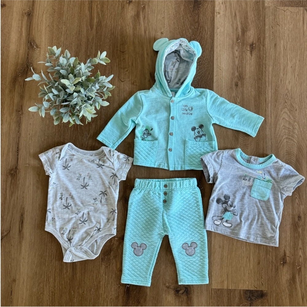 Disney Baby 9 Month Set🩵